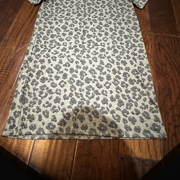 Lucky Brand Gray Leopard Print shirt dress - Picture 5 of 6
